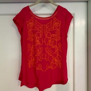 Maeve fuchsia pink Floral Embroidered short sleeved blouse